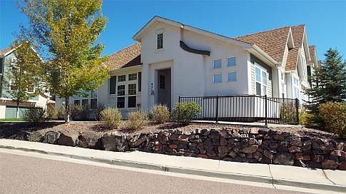 Rare ranch town home in Cattails in the Meadows
