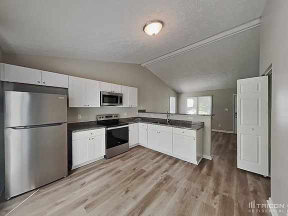 5th image of 5805 Hadrian Dr