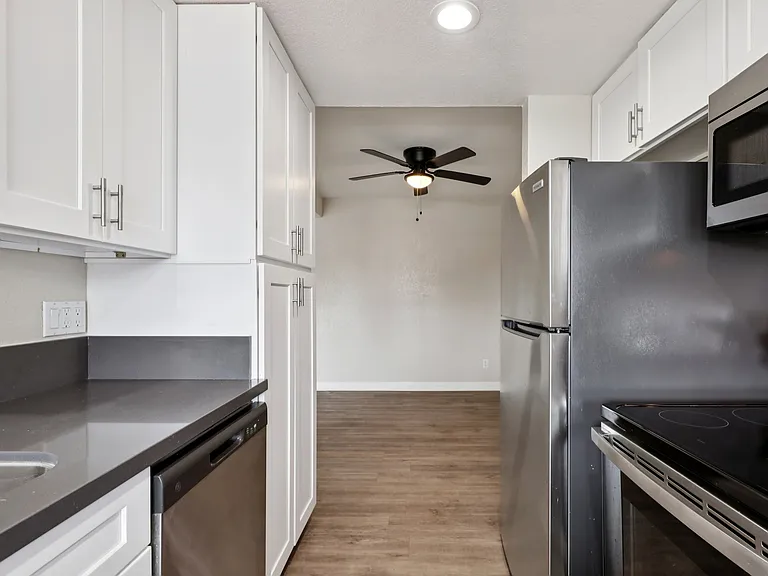 Seashore Apartment Homes — Photo 17