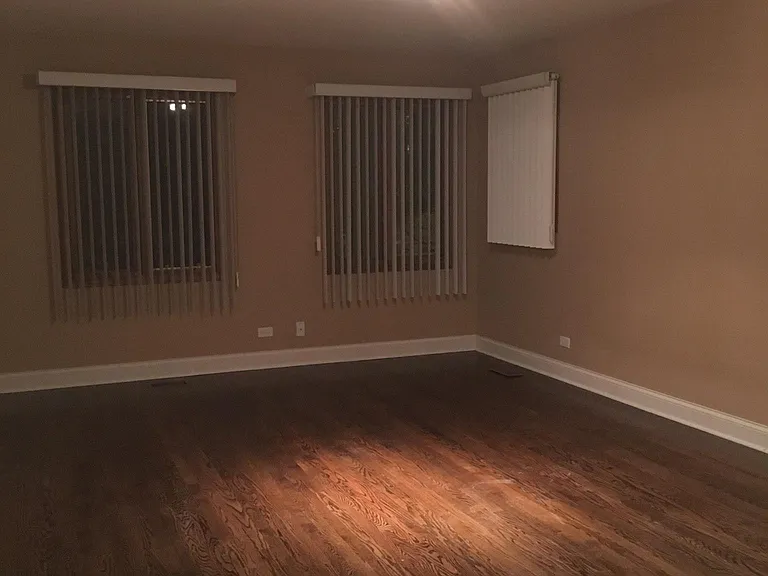 6517 W Belle Plaine Ave — Photo 27