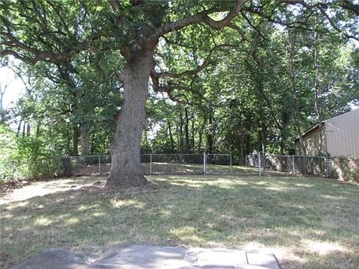 4th image of 3329 NW Edgewater Trl