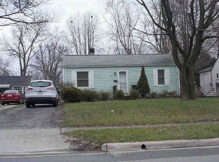 1st image of 668 Robinwood Ave