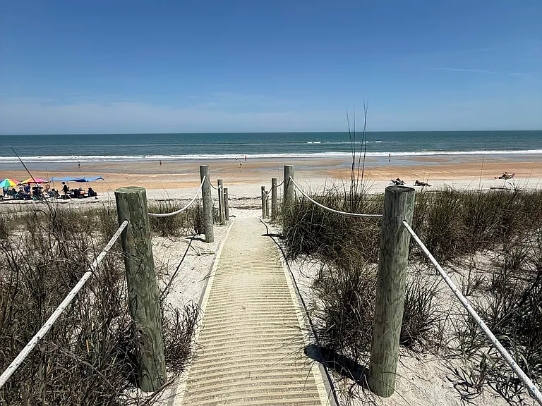 3-minute walk to the beach with private beach access across A1A