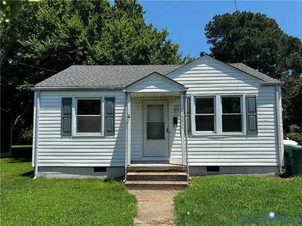 1803 Wakefield Ave, Colonial Heights, VA 23834
