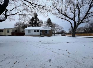 4702 Warrington Dr, Flint, MI 48504