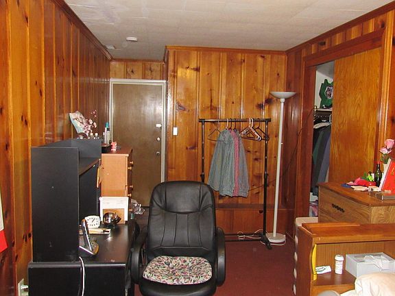 3rd image of 1310 44th Ave
