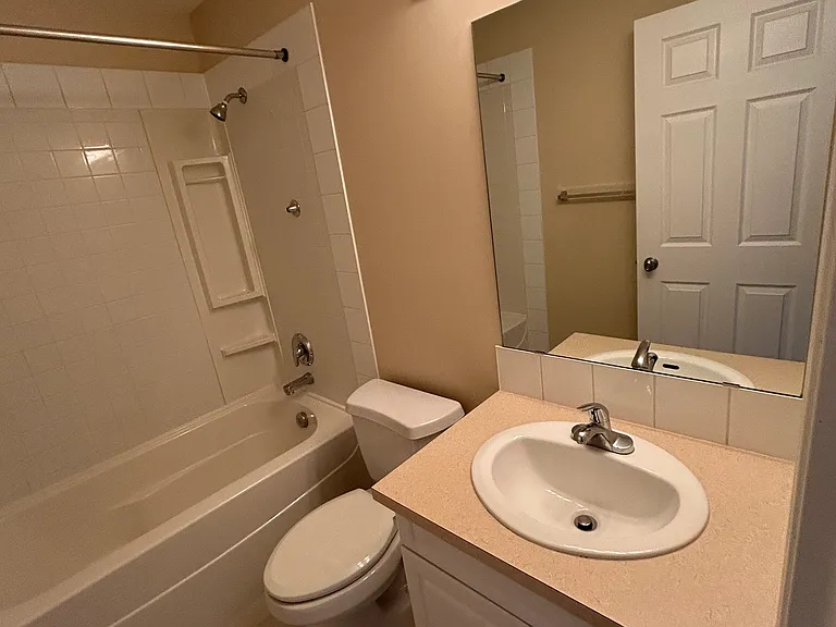 1021 Ross St — Photo 38