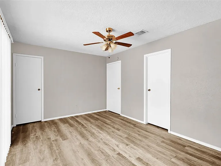 22115 Diane Dr — Photo 11