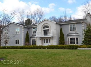 21 Windsor Gate, Upper Saddle River, NJ 07458
