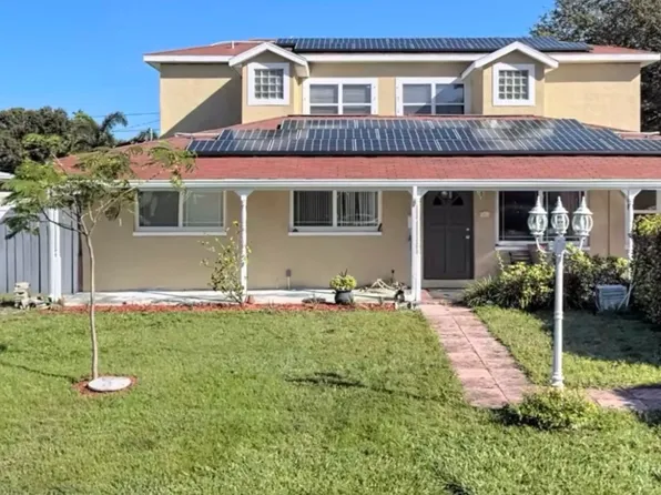 7321 36th Ave N, Saint Petersburg, FL 33710