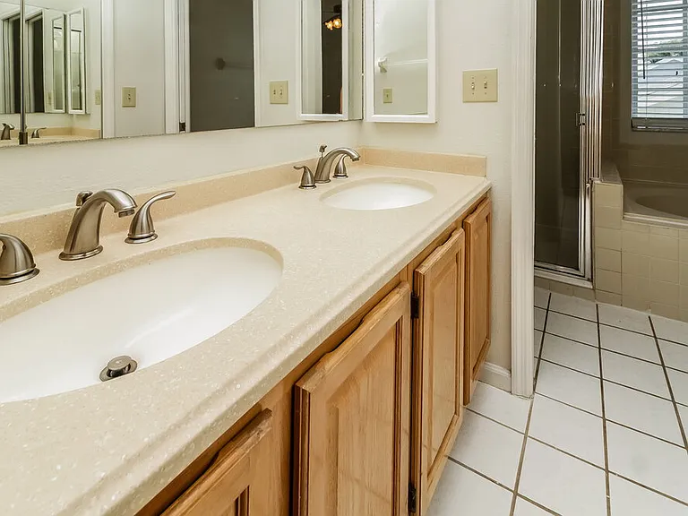 1412 Oberlin Ter — Photo 12