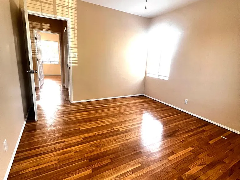 4139 Keever Ave — Photo 47