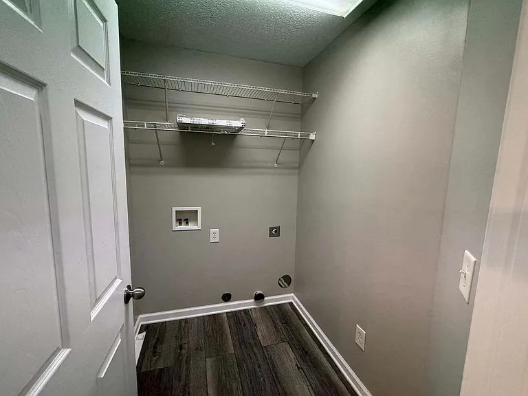 1625 Maple View Way — Photo 6
