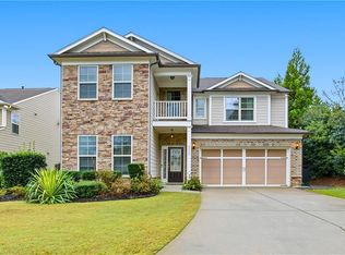 2002 Blossom Hill Dr, Roswell, GA 30076