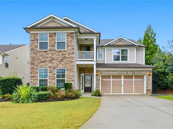 2002 Blossom Hill Dr, Roswell, GA 30076