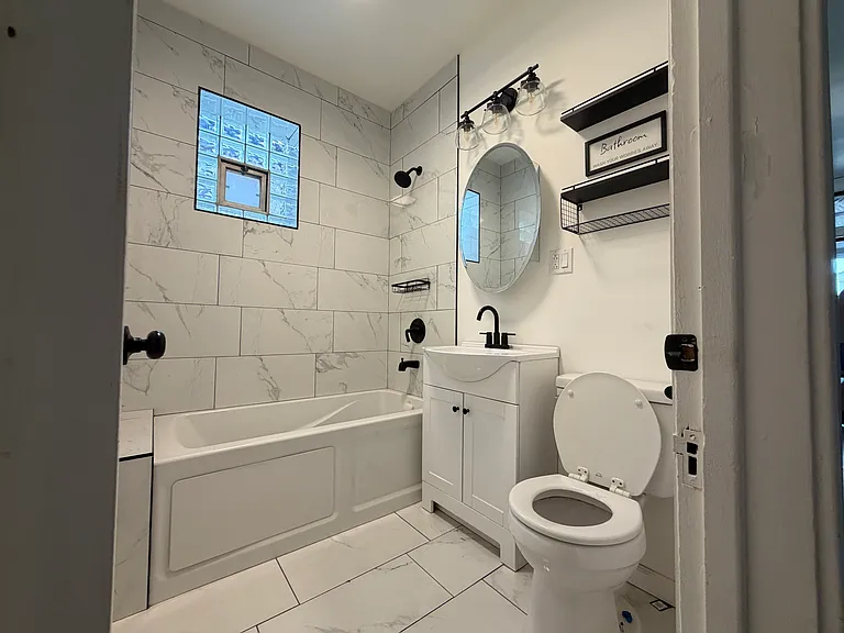 3631 S Hermitage Ave #2 — Photo 4