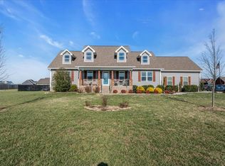 985 Richland Farms Dr, Manchester, TN 37355