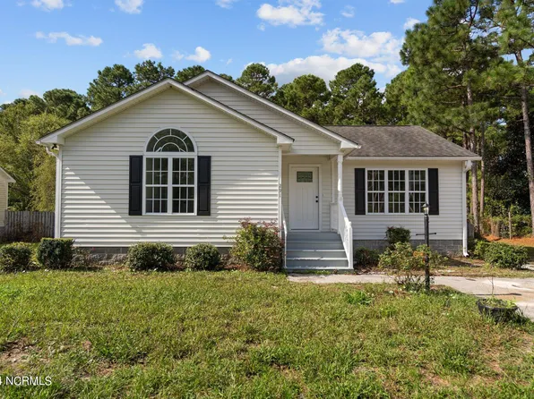 291 Pine Lake Road, Southport, NC 28461