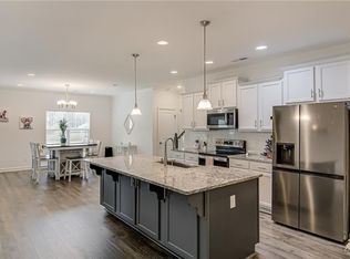 8663 Stone Valley Dr, Clemmons, NC 27012