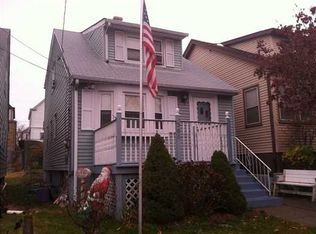 560 Neville St, Perth Amboy, NJ 08861