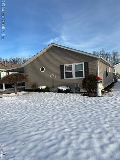 1st image of 566 Bear Lake Ct