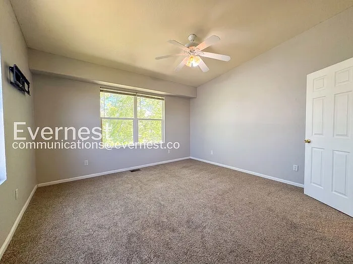 2040 Oakcrest Cir — Photo 17