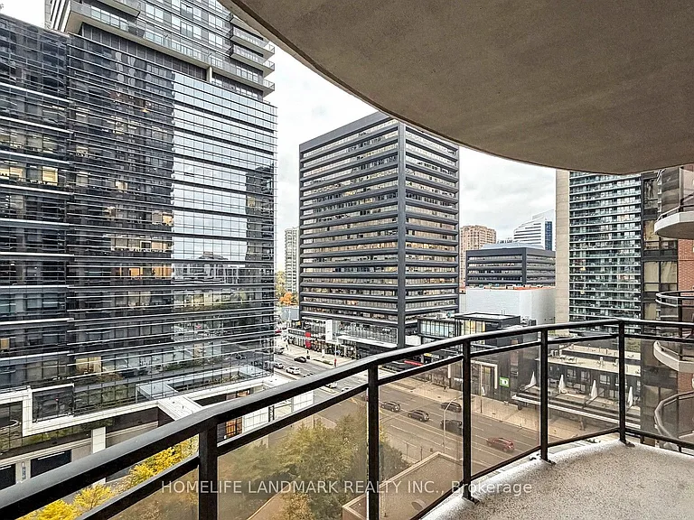 33 Sheppard Ave E #1105 — Photo 20