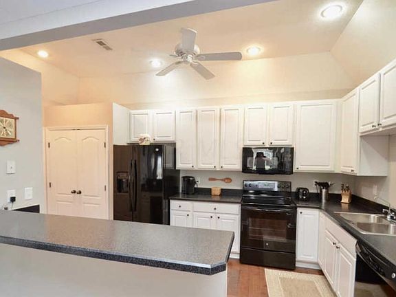 5th image of 5414 Tawny Ln