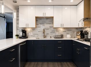 18 Ralston Rd, Hyde Park, MA 02136