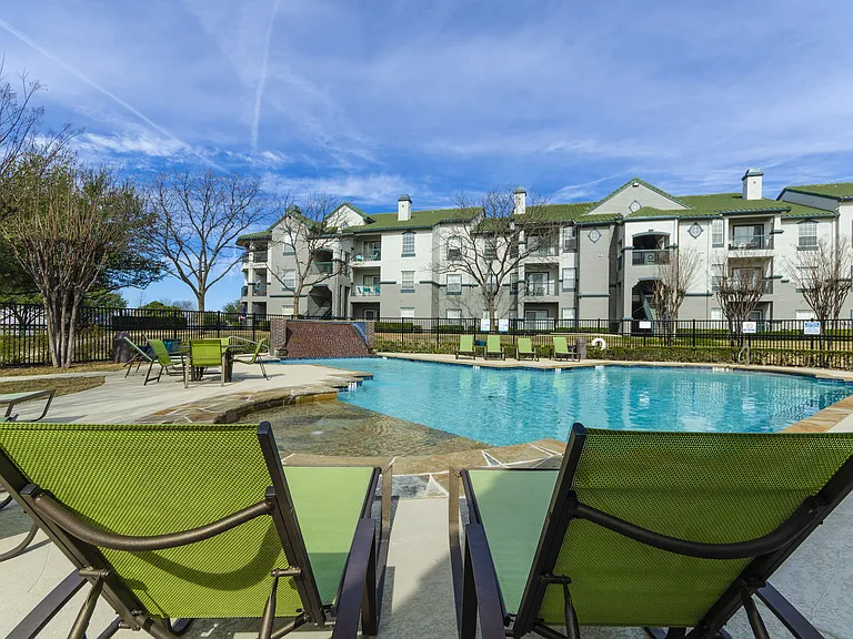 Siena Apartments — Photo 30