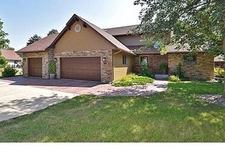 1805 Havel Pl, Faribault, MN 55021