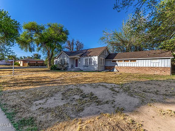 5th image of 213 S MESQUITE Street