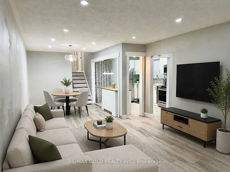 156 Mooregate Cres #UPPER — Photo 8