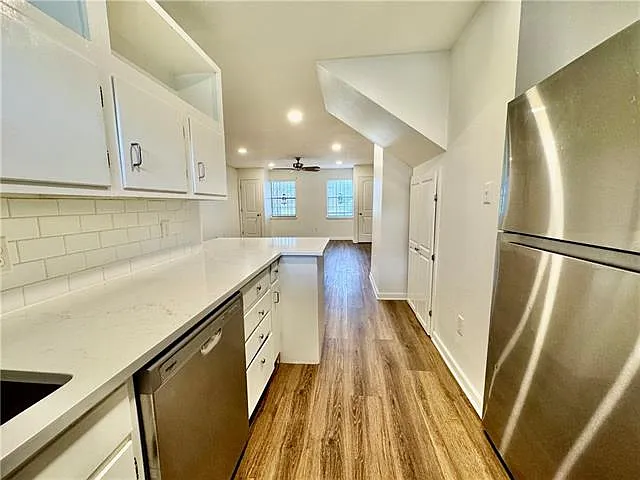 5116 Avron Blvd — Photo 9