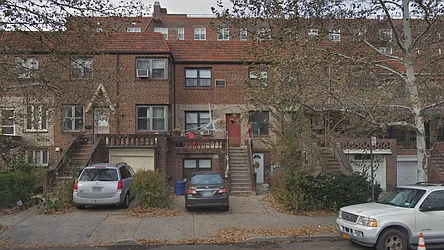 Rented by Metro Garden Realty NYC