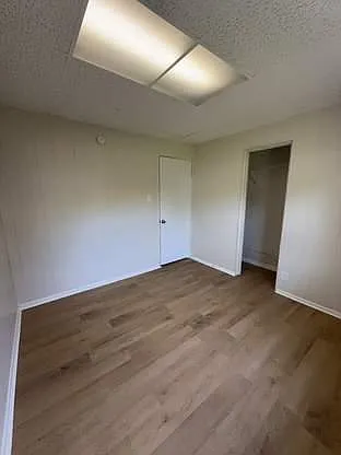2425 Prospect St — Photo 9