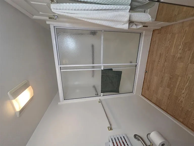 306 Ione St — Photo 10