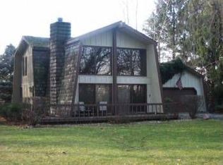 875 Canal Rd, Waterville, OH 43566