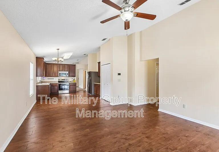 12387 Anarania Dr #12387 — Photo 6