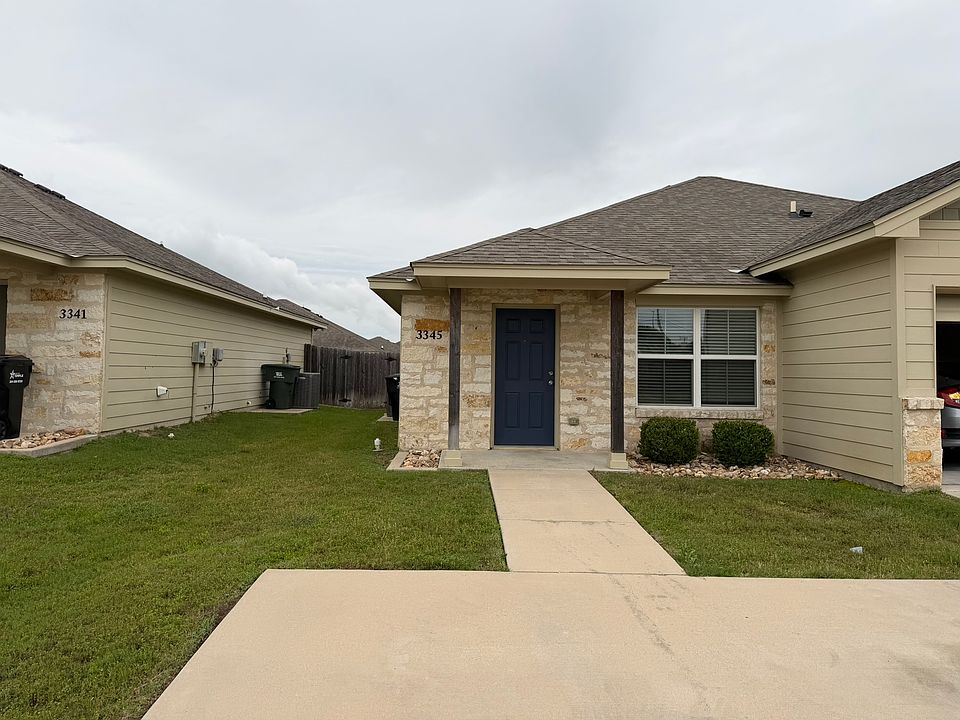 1st image of 3345 Berkshire Dr