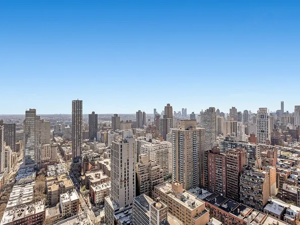 200 E 89th St APT 37D, New York, NY 10128