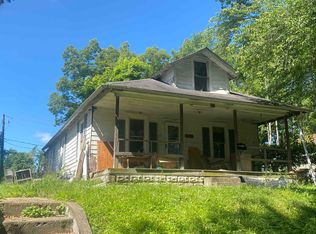 1262 Upper Union St, Huntington, WV 25705