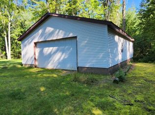 Pleasant Rd W, Saint helen, MI 48656