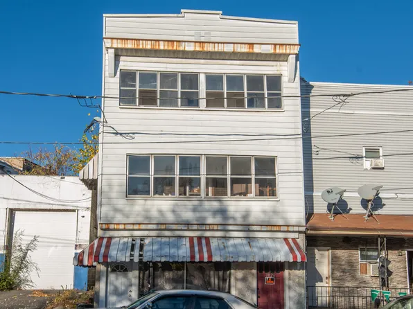 1026 Jackson St, Scranton, PA 18504