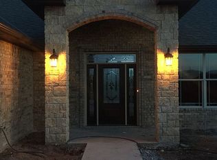 7107 NW Wolf Rd, Lawton, OK 73507