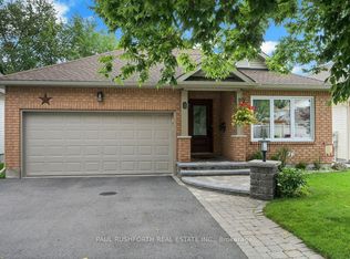 8 Fieldcrest Ave, Ottawa, ON K2J4W7