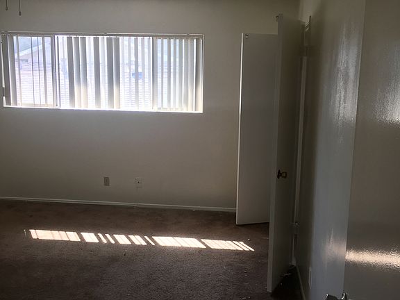 5th image of 573 Nebraska Ave APT 3