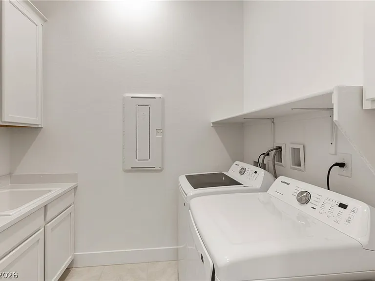 90 Crimson Stone Ct — Photo 23