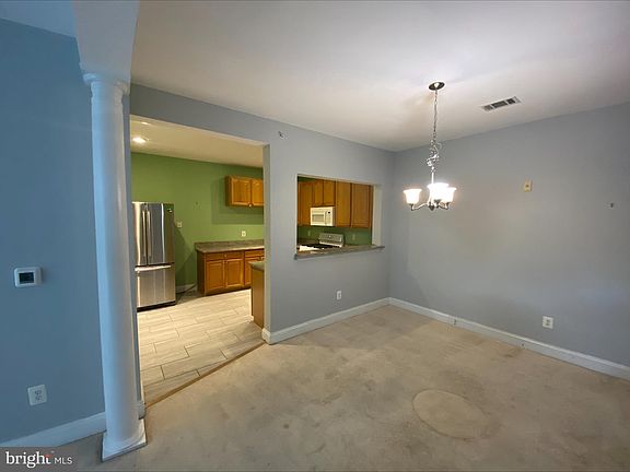 5th image of 13890 Chelmsford Dr #B307