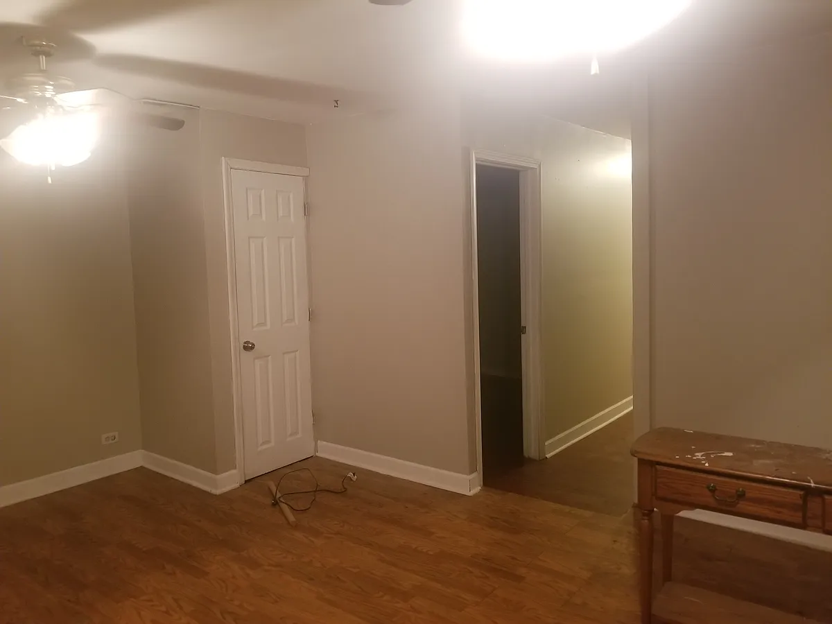Building Photo - 323 W 51st St #1